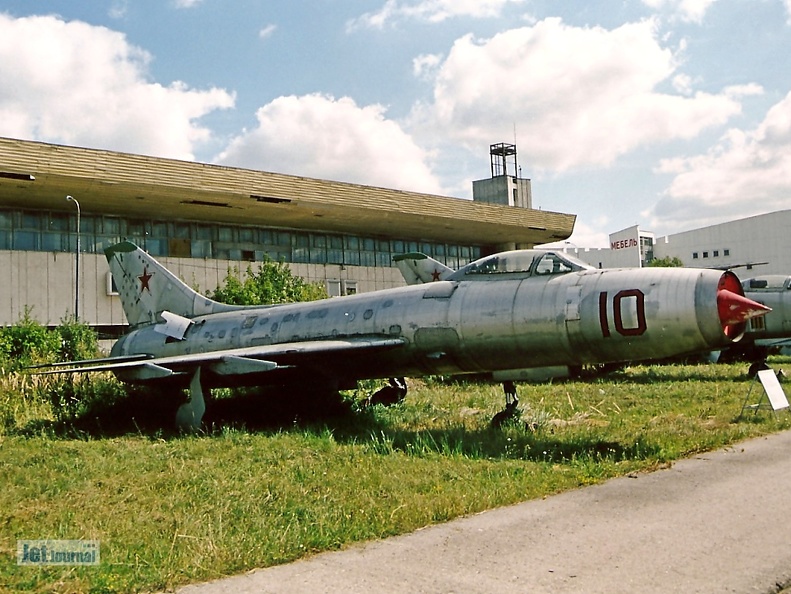 10 rot, Su-9, Soviet Air Force (3240 Besuche) Aufnahmedatum 2001 10 rot, Su-9, Soviet Air Force