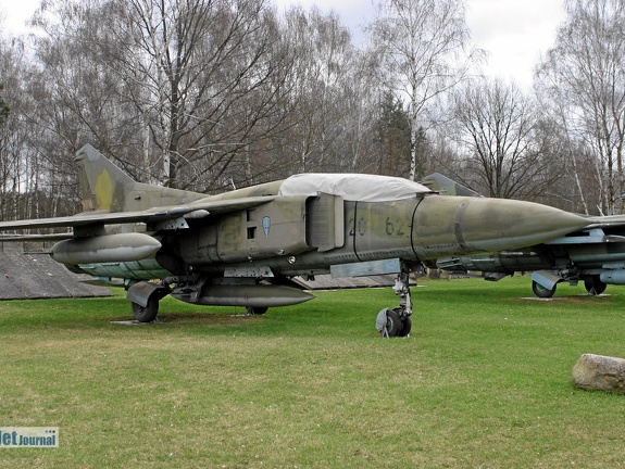 MiG-23UB, 104 schwarz, ex. NVA / 20-62 ex. BW