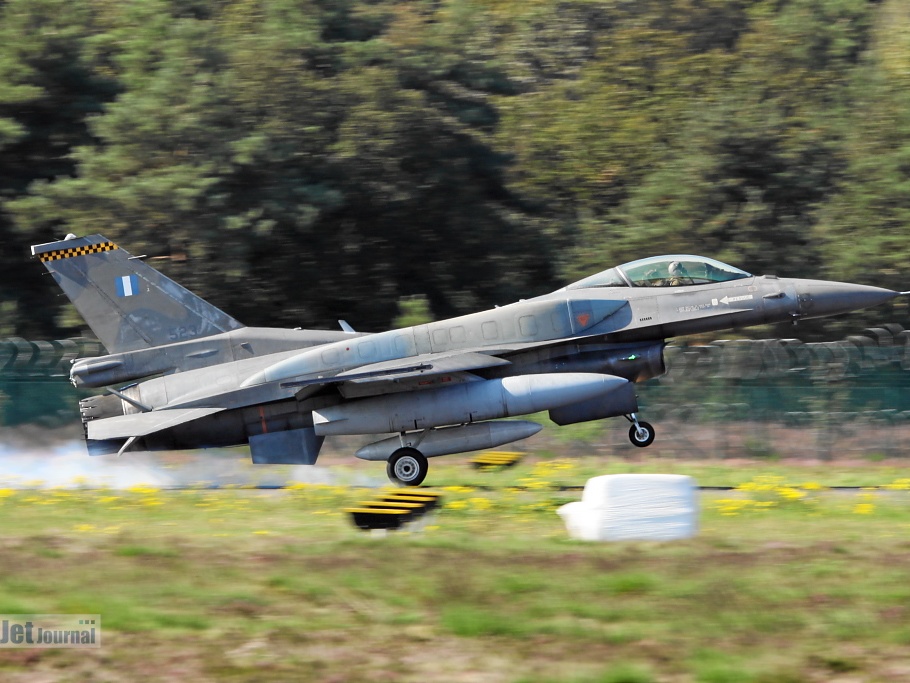 523, F-16C, Hellenic Air Force (2525 visites) ZEUS Demo Team 523, F-16C, Hellenic Air Force