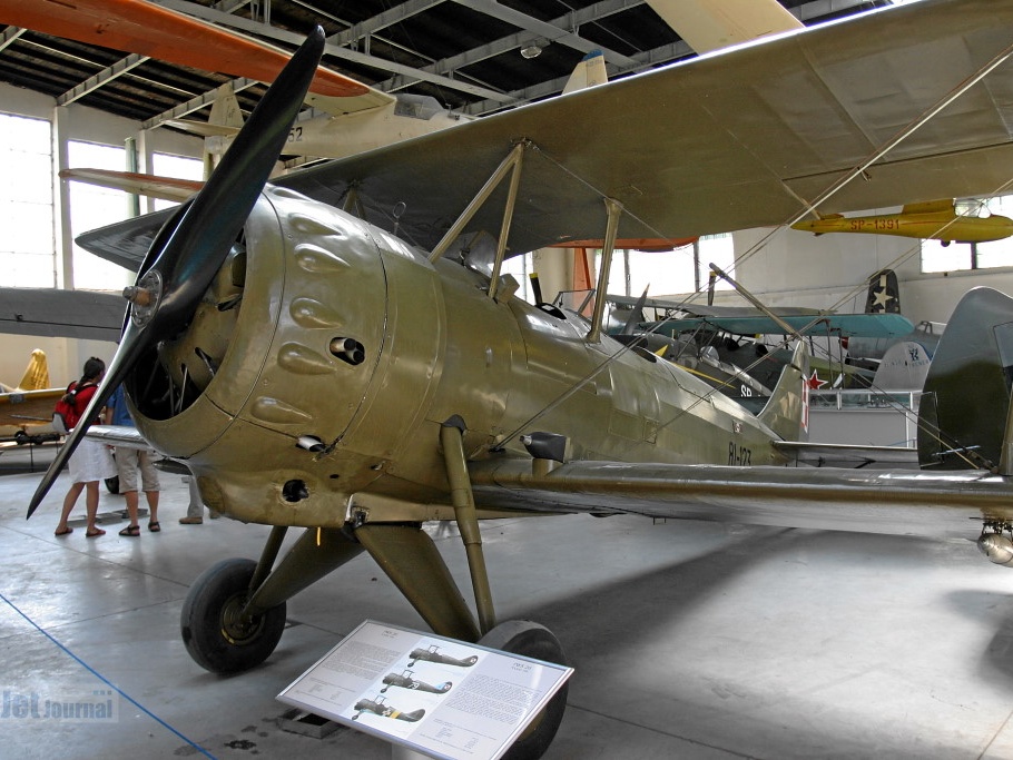 81 123 5 PZL PWS26 (2784 Besuche) 81 123 5 PZL PWS26
