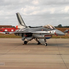 J-016 F16AM 323sqn (2262 visingar) J-016 F16AM 323sqn