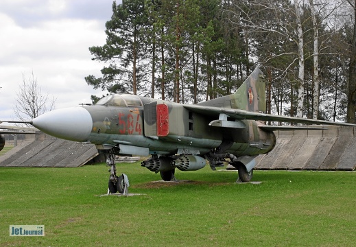 MiG-23MF, 584 rot, ex. NVA