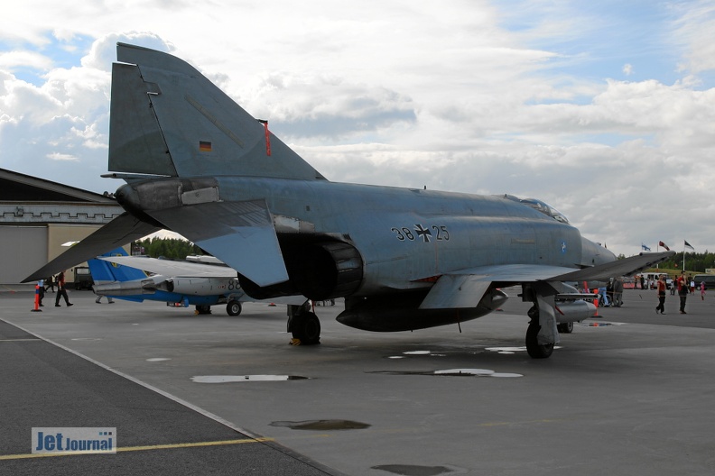 3825_f-4f_fluglehrnzentrum_f-4f_luftwaffe_pic1_20130416_1090428605.jpg