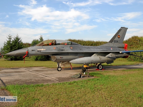 J-884 F-16BM 312sqn RNLAF (просмотров: 1999) J-884 F-16BM 312sqn RNLAF