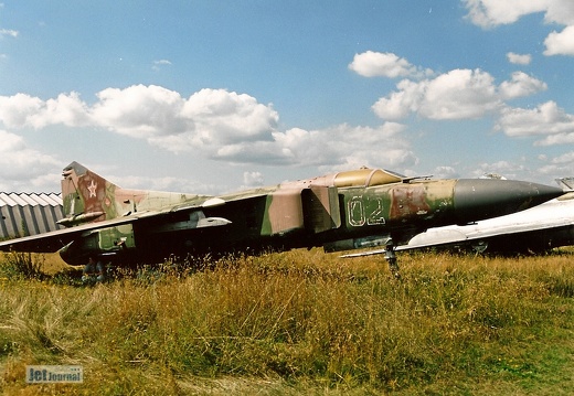 MiG-23M, 02 rot/weiss