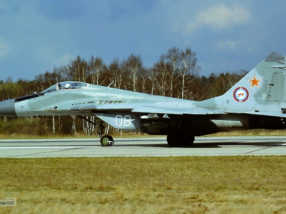 08 weiss, MiG-29