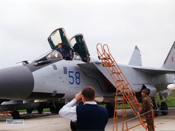 MiG-31, 58 blau
