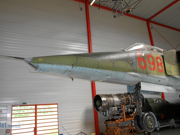 698 20-46 MiG-23BN Pic2 (3257 відвідувань) 698 20-46 MiG-23BN Pic2