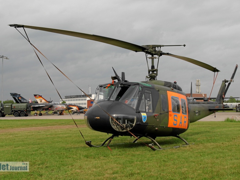 71+06 UH-1D LTG62 Pic2 (805 odwiedzin) 71+06 UH-1D LTG62 Pic2