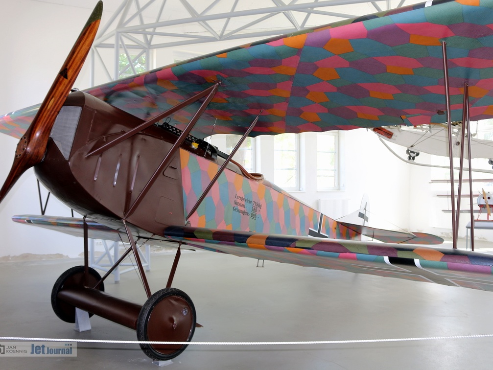 Fokker D-VII Nachbau (2915 visitas) Fokker D-VII Nachbau