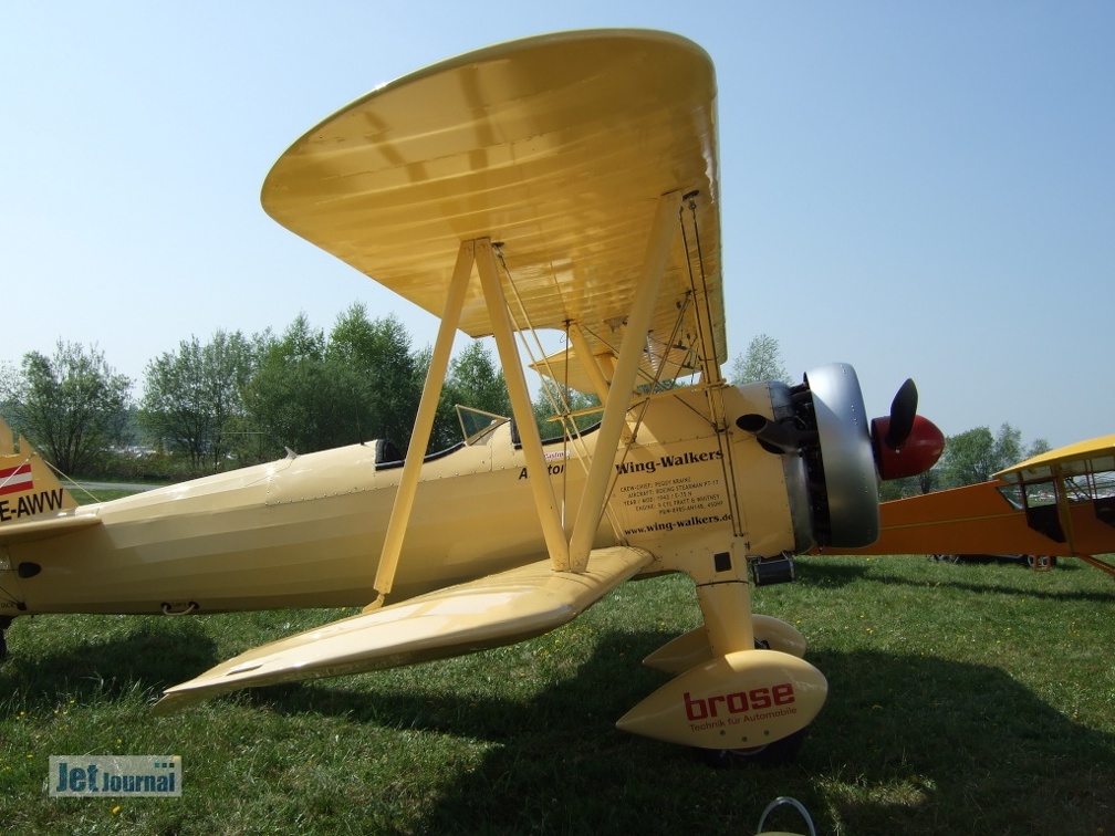 OE-AWW Boeing PT-17 Kaydet Wing Walkers Pic1 (просмотров: 2292) OE-AWW Boeing PT-17 Kaydet Wing Walkers Pic1