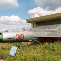 MiG-21S, 30 rot (2743 visites) Aufnahmedatum 2001 MiG-21S, 30 rot