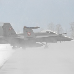 J-5007 F-18C Hornet Pic6