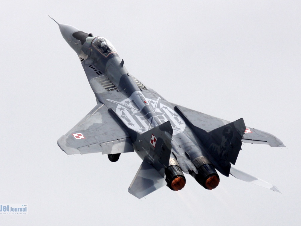 54, MiG-29, Polish Air Force (просмотров: 3515) Danish Air Show Skystrup 2016 54, MiG-29, Polish Air Force