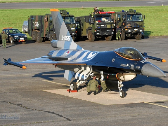 J-055 F-16AM RNLAF demo aircraft F-16 Solo Display Team