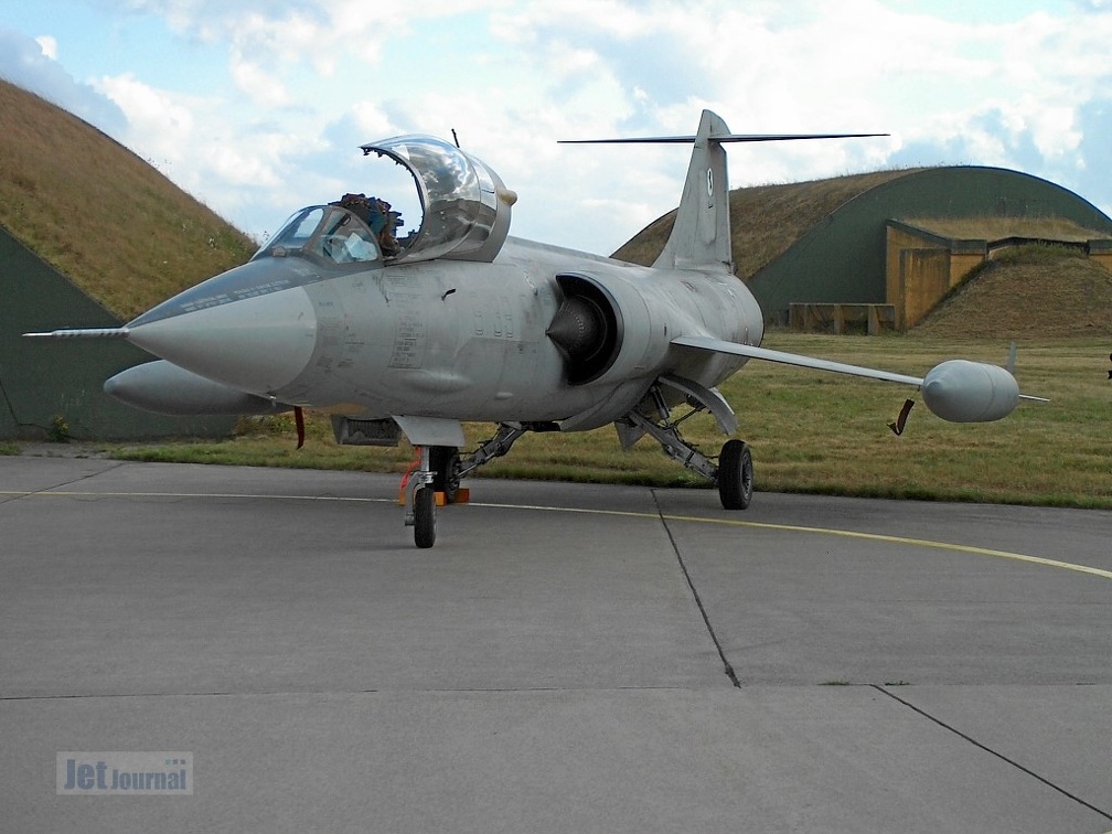 MM6876 9-39 F-104S-ASA-M 10 Grupo (2394 visitas) MM6876 9-39 F-104S-ASA-M 10 Grupo