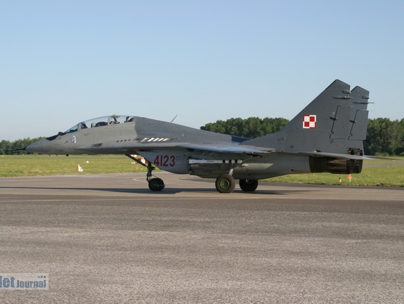 4123 MiG-29GT 41elt ex 29+25 ex 185 Pic2