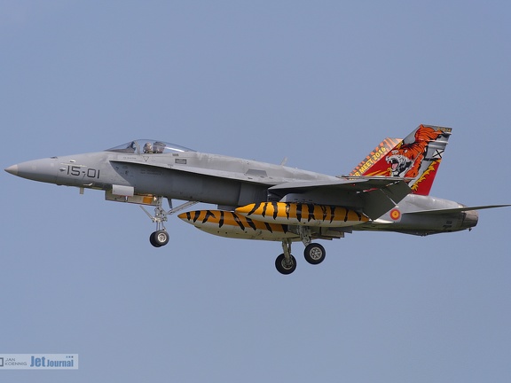 15-01, E/F-18A (4118 відвідувань) SIAF 2017 15-01, E/F-18A