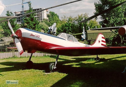 Jak-50