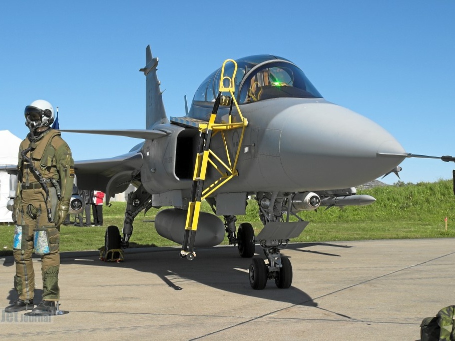 821 39821 JAS39D F17 Flygvapnet (3048 visitas) 821 39821 JAS39D F17 Flygvapnet