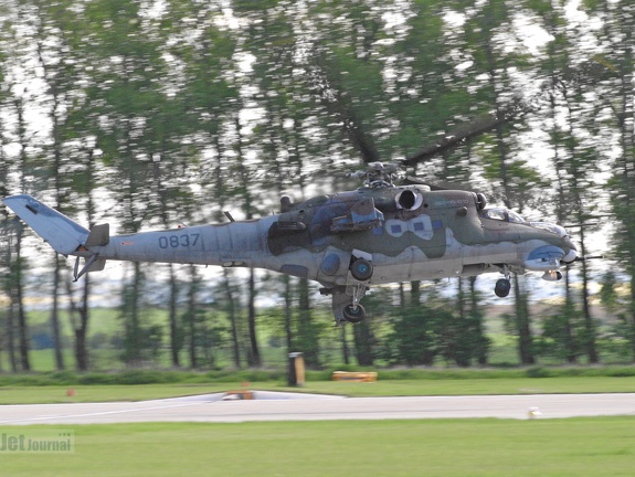 0837 Mi-24V 231vlr (2551 Besuche) Open Day Caslav 2005 0837 Mi-24V 231vlr