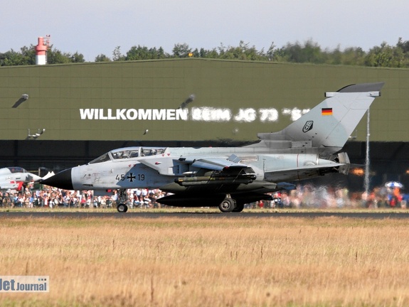 45+19 Tornado IDS JaboG33 mit aktivierter Schubumkehr