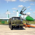 Su-27UB, 74 blau, Ukrainian Air Force und ZIL-131 Starterfahrzeug