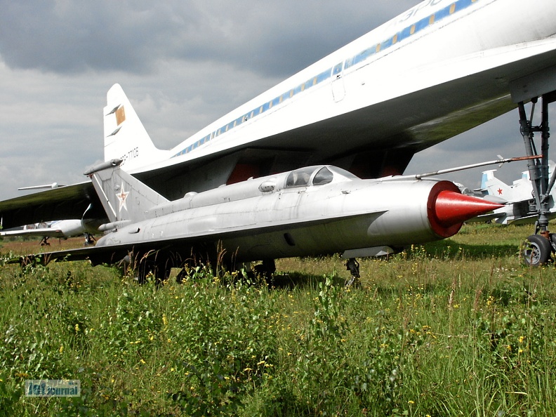MiG-21I Analog und Tu-144 (2640 visite) Monino 2003 MiG-21I Analog und Tu-144
