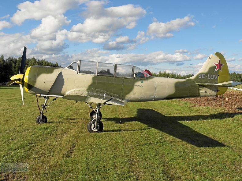 SE-LUV Jak-52 (1706 visitas) SE-LUV Jak-52