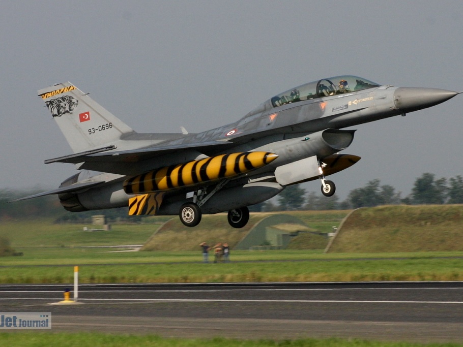 93-0696, F-16D, Türkische Luftstreitkräfte