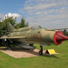 853 24-24 MiG-21bis Pic1