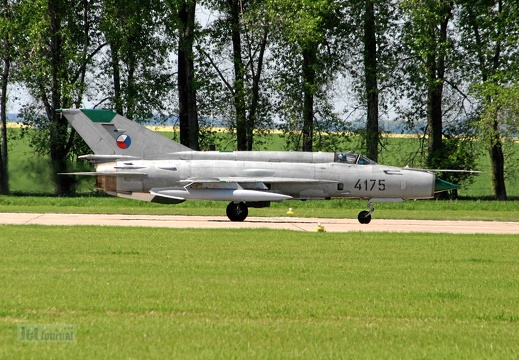 4175 MiG-21MFN 211tl