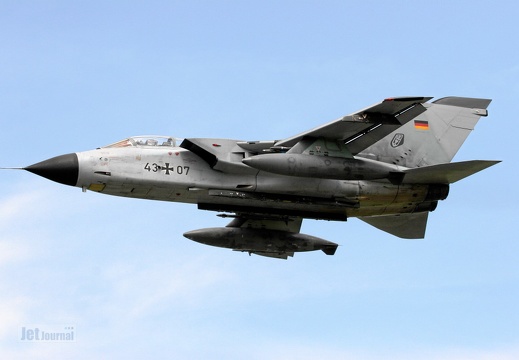 43+07 Tornado IDS Fly-by