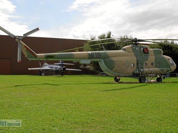 909 94+20 Mi-8T Pic2