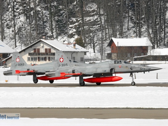 J-3015 J-3062 F-5E Tiger