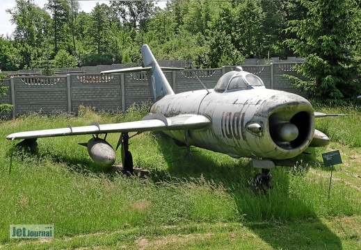 1001 MiG-17PF cn 1001