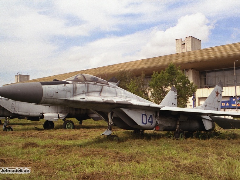 MiG-29, 04 blau (2915 Besuche) MiG-29, 04 blau