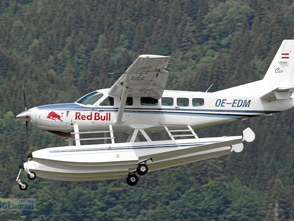 OE-EDM Cessna 208 Caravan Red Bull (1963 Besuche) OE-EDM Cessna 208 Caravan Red Bull