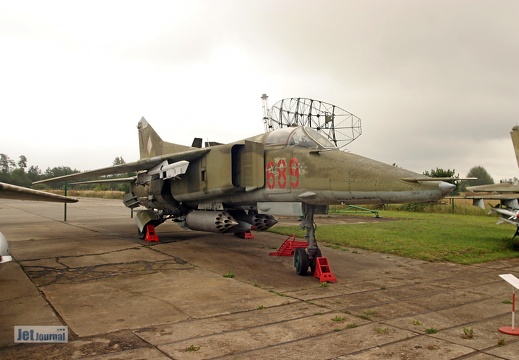 MiG-23BN, 689 ex. NVA
