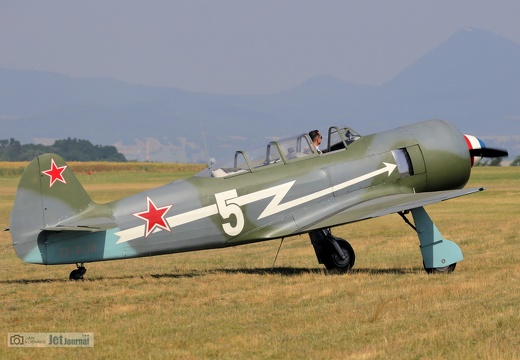 D-FJII, Jak-11