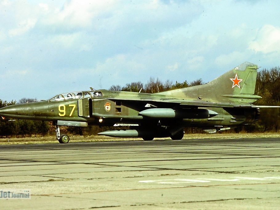 97 gelb, MiG-23UB