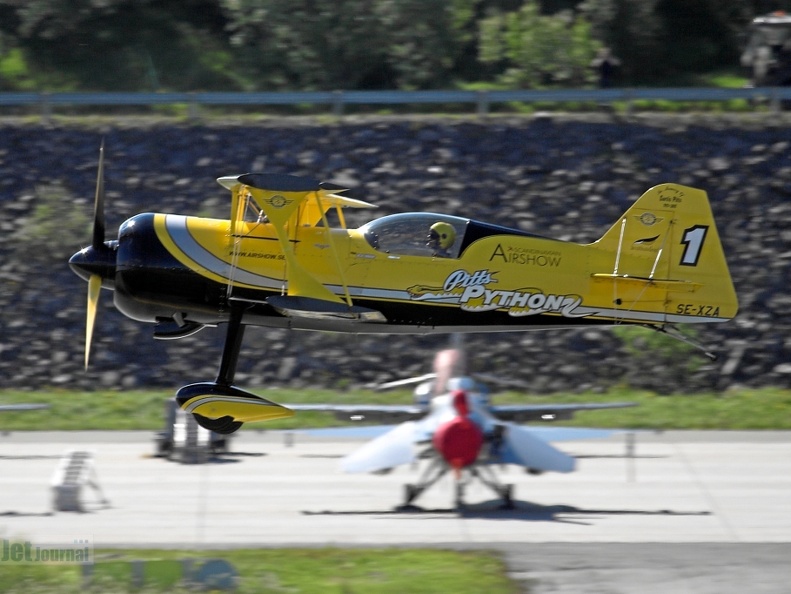 SE-XZA Pitts 12s Python Fly-by (2204 Besuche) SE-XZA Pitts 12s Python Fly-by