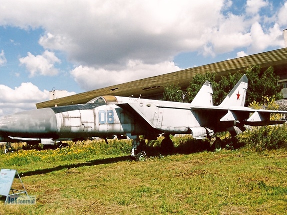MiG-25PD, 08 blau (2726 návštěv) Aufnahmedatum 2001 MiG-25PD, 08 blau