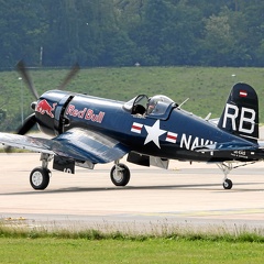 OE-EAS, F4U-4 Corsair (просмотров: 3594) OE-EAS, F4U-4 Corsair