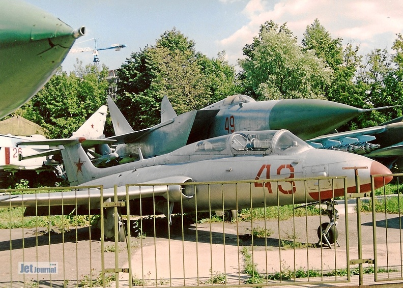 l29mig25-mmus-2001-10c_20110511_1741417517.jpg