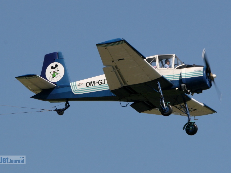 OM-GJT, Z-37-2 (2348 Besuche) Einsatz als Schleppflugzeug OM-GJT, Z-37-2