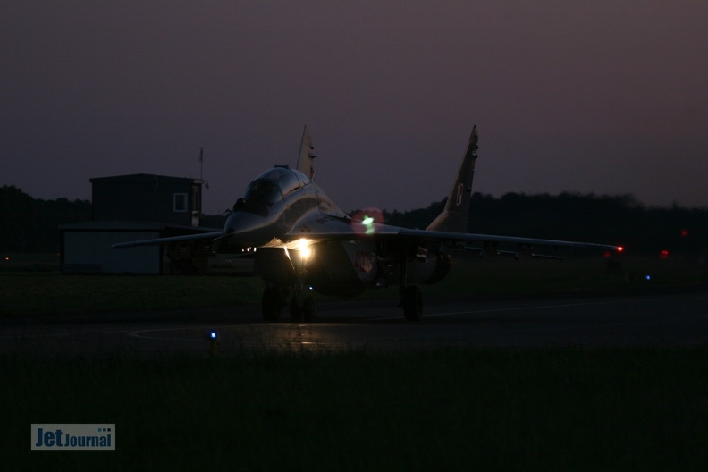 4123_mig-29gt_41elt_ex_2925_ex_185_pic6_20130224_1543274656.jpg