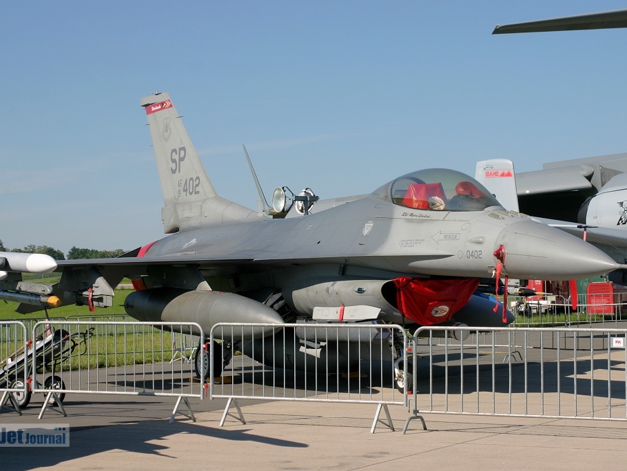 91-0402/SP, F-16C, U.S.A.F. (просмотров: 3898) 91-0402/SP, F-16C, U.S.A.F.