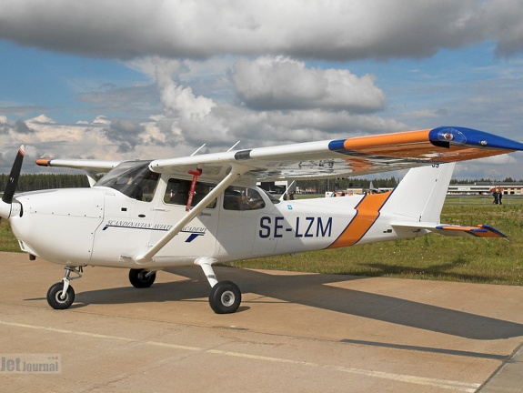 SE-LZM Cessna 172R (2326 Besuche) SE-LZM Cessna 172R