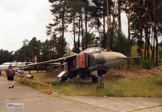 MiG-23UB, ex. 103 NVA